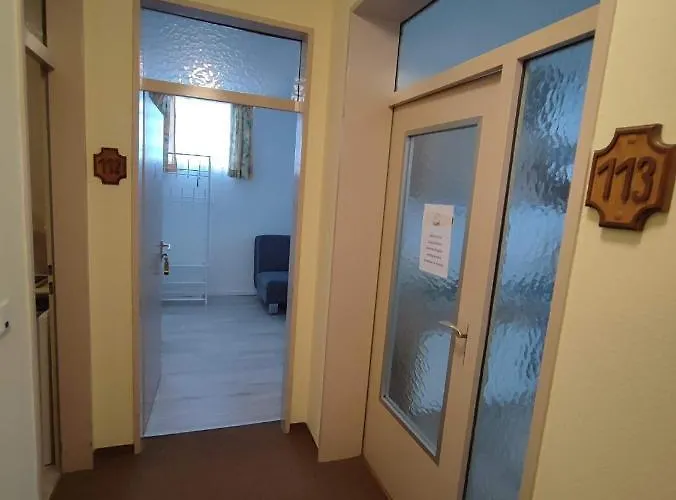 Schiff Nocleg ze śniadaniem 3*