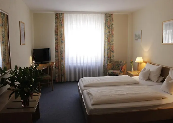 Schiff Nocleg ze śniadaniem Rastatt